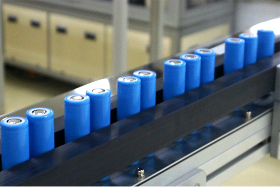 國內(nèi)21700電池卡位戰(zhàn)拉開帷幕：產(chǎn)能易得 性能難求