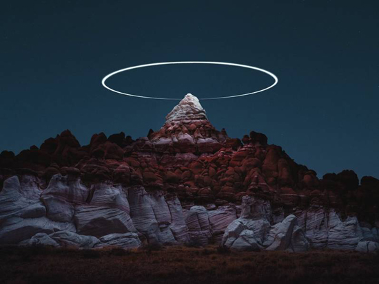 無人機(jī)除了拍攝,還能這樣用?怪不得美國攝影師能拍出神秘大片 無人機(jī)除了拍攝,還能這樣用?怪不得美國攝影師能拍出神秘大片