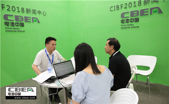 1528366066290047691.jpg CI2A2214.jpg