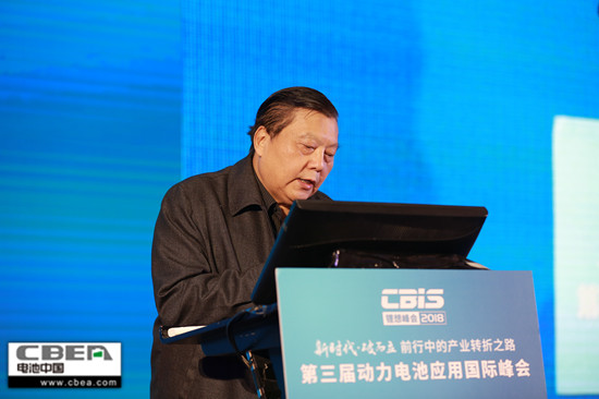 吳鋒：推動(dòng)鋰電基礎(chǔ)材料研究 探尋高能量密度和高安全性平衡點(diǎn)