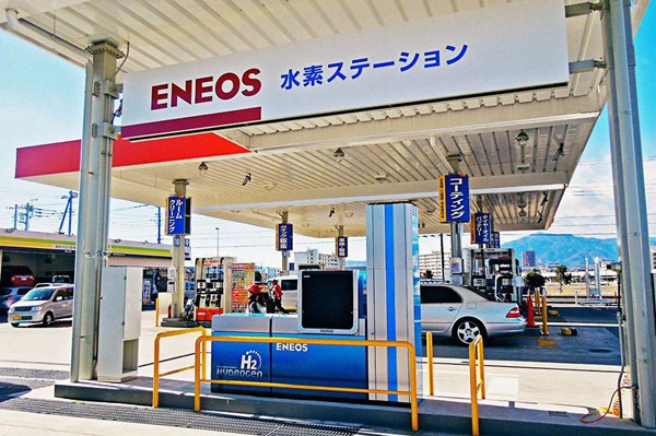 加氫站建設(shè)再提速!我國(guó)氫燃料電池業(yè)駛?cè)搿翱燔?chē)道”? 加氫站建設(shè)再提速!我國(guó)氫燃料電池業(yè)駛?cè)搿翱燔?chē)道”?