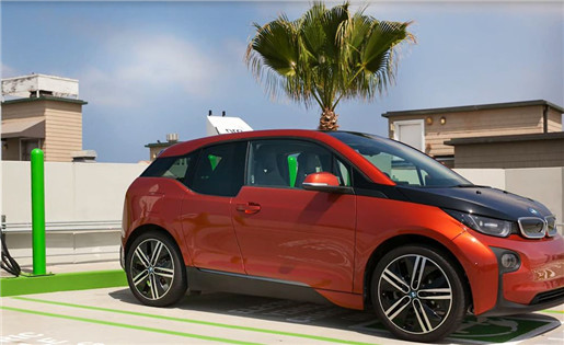 電動(dòng)汽車取代燃油車之路仍舊漫長(zhǎng) 新能源汽車企業(yè)首先要活下來(lái)