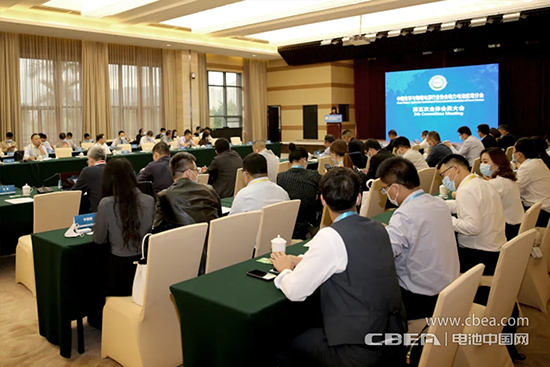 “車電分離”模式可行否？這場閉門會議上產業鏈大佬給出新看法