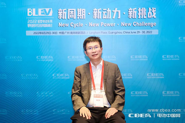 「對(duì)話」克能柯克:按照自己可行的方式做點(diǎn)有意義的事 「對(duì)話」克能柯克:按照自己可行的方式做點(diǎn)有意義的事