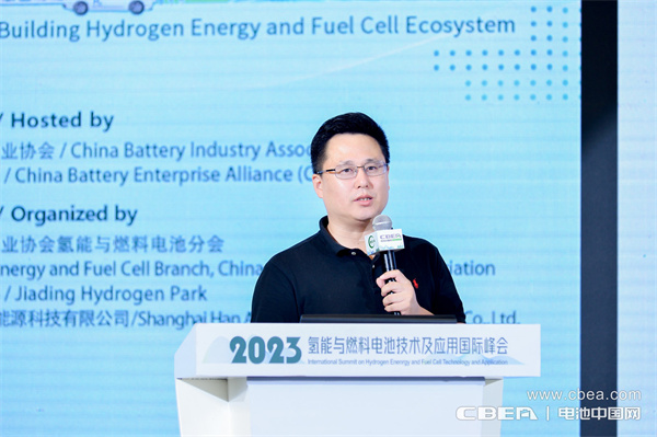 佛山大學特聘研究員、廣東省汽車智能網(wǎng)聯(lián)發(fā)展促進會氫能汽車專委會主任委員周飛鯤：氫能重卡商業(yè)化對整車性能與控制技術(shù)的需求與發(fā)展趨勢