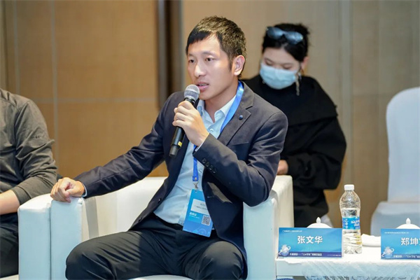 “Li+學(xué)社”高端對話:警惕全球化機(jī)遇下,鋰電企業(yè)的出海挑戰(zhàn)和技術(shù)迭代風(fēng)險 “Li+學(xué)社”高端對話:警惕全球化機(jī)遇下,鋰電企業(yè)的出海挑戰(zhàn)和技術(shù)迭代風(fēng)險