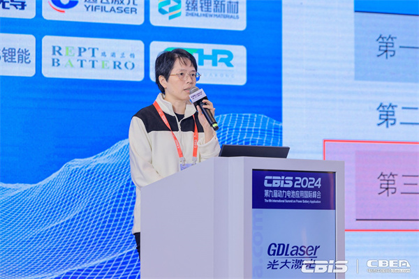 新能源車年產突破1000萬輛,動力電池智造迎來新挑戰(zhàn) 新能源車年產突破1000萬輛,動力電池智造迎來新挑戰(zhàn)