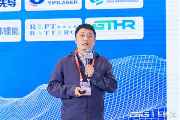 新能源車年產突破1000萬輛,動力電池智造迎來新挑戰(zhàn) 新能源車年產突破1000萬輛,動力電池智造迎來新挑戰(zhàn)