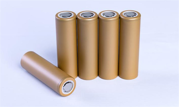 「極耳無界 能量登峰」發布會圓滿落幕：睿恩21700-6Ah電池全球首發，攜手蔡司共繪質量新篇章