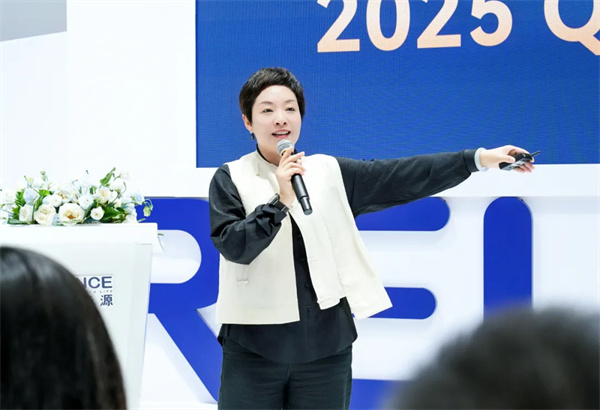 「極耳無界 能量登峰」發布會圓滿落幕：睿恩21700-6Ah電池全球首發，攜手蔡司共繪質量新篇章