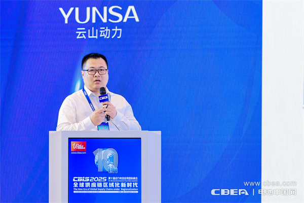 產業共振!大圓柱電池迎來“高光時刻” 產業共振!大圓柱電池迎來“高光時刻”