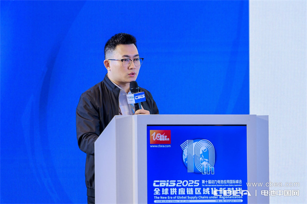 產業共振!大圓柱電池迎來“高光時刻” 產業共振!大圓柱電池迎來“高光時刻”