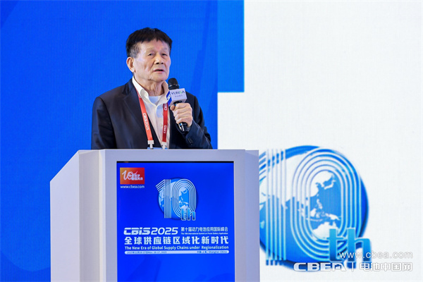 產業共振!大圓柱電池迎來“高光時刻” 產業共振!大圓柱電池迎來“高光時刻”