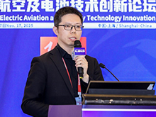 正力新能于哲勛發(fā)表主題演講：雙重半固態(tài)大圓柱電池及其產(chǎn)業(yè)化應(yīng)用